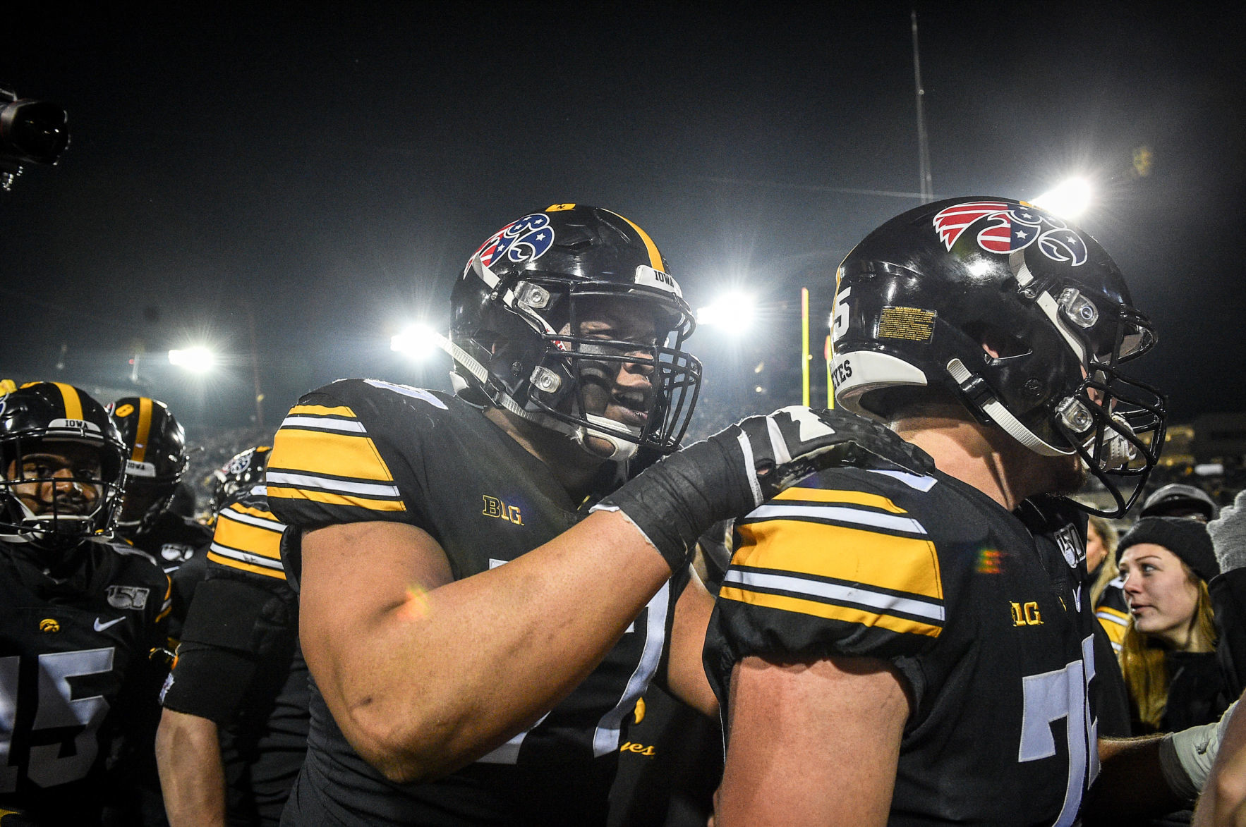 111619-qct-spt-iowa-minn-foot-168a.jpg